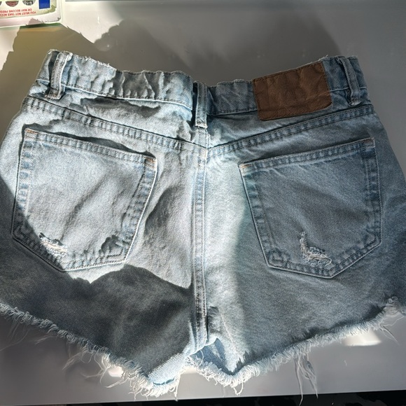 Zara Jean shorts size 6 - Picture 4 of 4